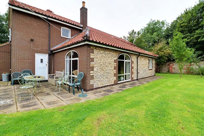 4 Bedroom Detached House For Sale In Silver Street, Winteringham, North Lincolnshire, DN15