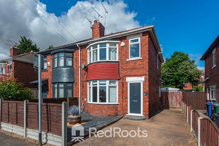 3 Bedroom Semi-Detached House For Sale In Rosedale Road, Doncaster, DN5
