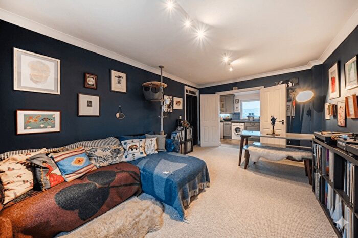 2 Bedroom Flat For Sale In Collcutt Lodge, London, Greater London, SW4