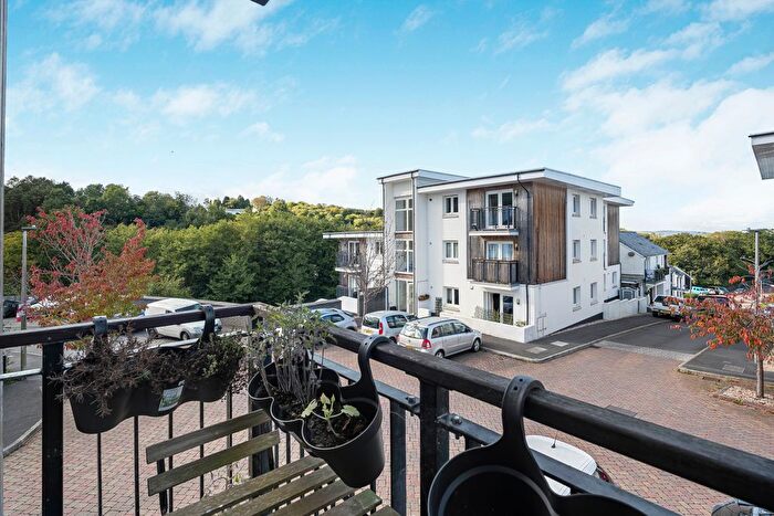 2 Bedroom Flat For Sale In Berkshire Close, Ogwell, TQ12