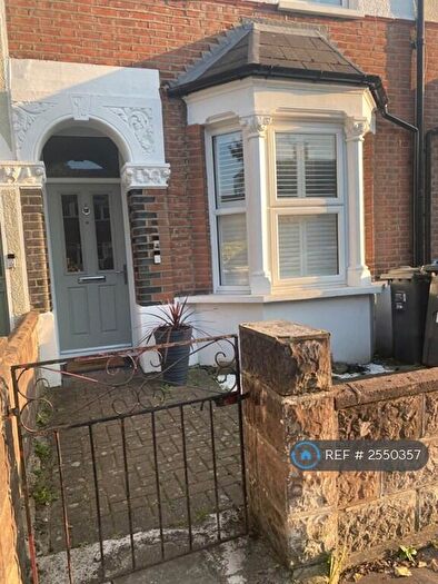 3 Bedroom Terraced House To Rent In Belmont Road, London, SE25