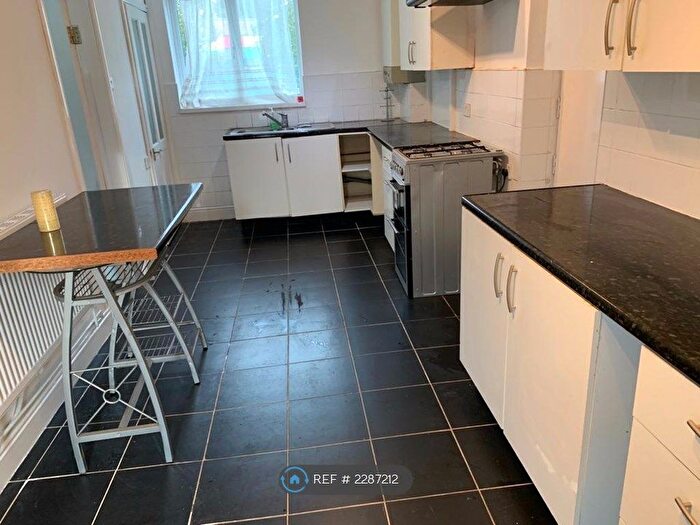 3 Bedroom Semi-Detached House To Rent In Gladeside Road, Manchester, M22