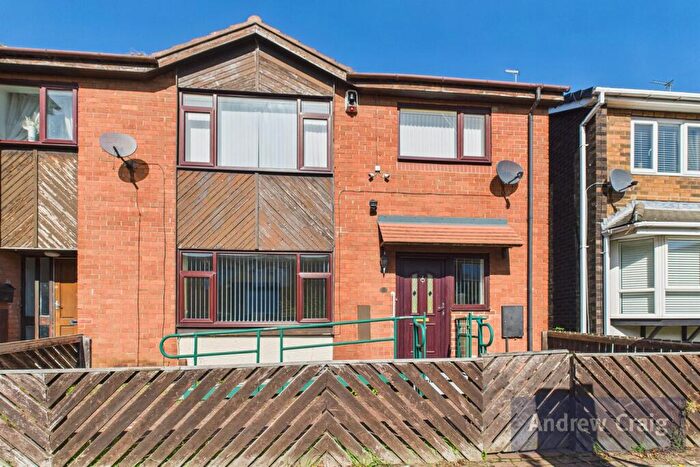 3 Bedroom Semi-Detached House For Sale In Benfleet Avenue, Town End Farm, SR5