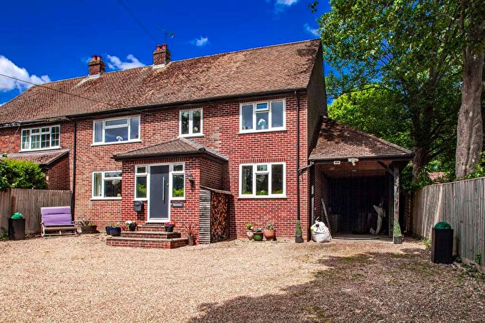 4 Bedroom Property For Sale In Shenstone Villas, Compton, RG20