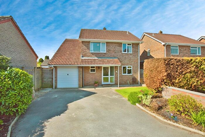 4 Bedroom Detached House For Sale In Enfield Road, Evercreech, Shepton Mallet, BA4