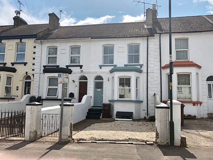 3 Bedroom Terraced House To Rent In Copenhagen Rd, Gillingham, ME7