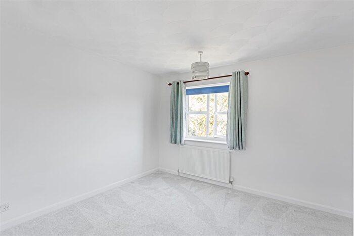 1 Bedroom Semi-Detached House To Rent In White Horse Close, Huntington, York, YO32