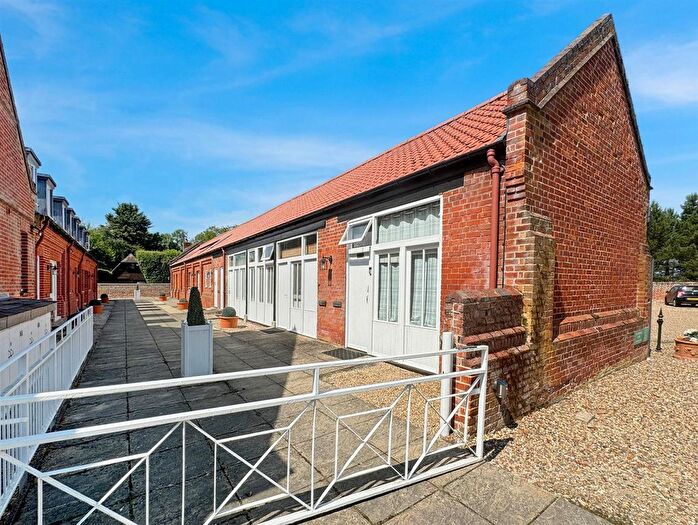 1 Bedroom Mews To Rent In Saling Grove, Great Saling, CM7