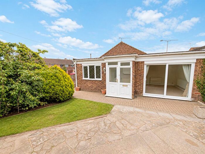 1 Bedroom Terraced Bungalow To Rent In Boyce Road, Stanford-Le-Hope, SS17