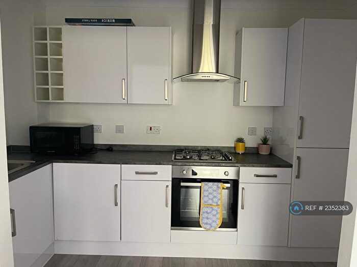 1 Bedroom Flat To Rent In Founder Close, London, E6