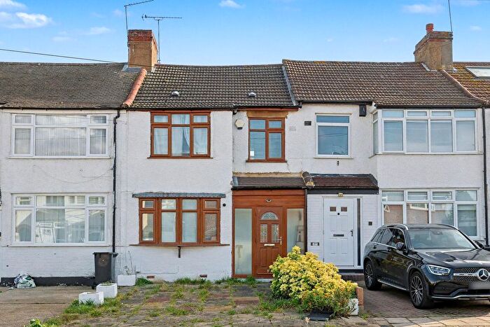 3 Bedroom Property For Sale In Leda Avenue, Enfield, EN3