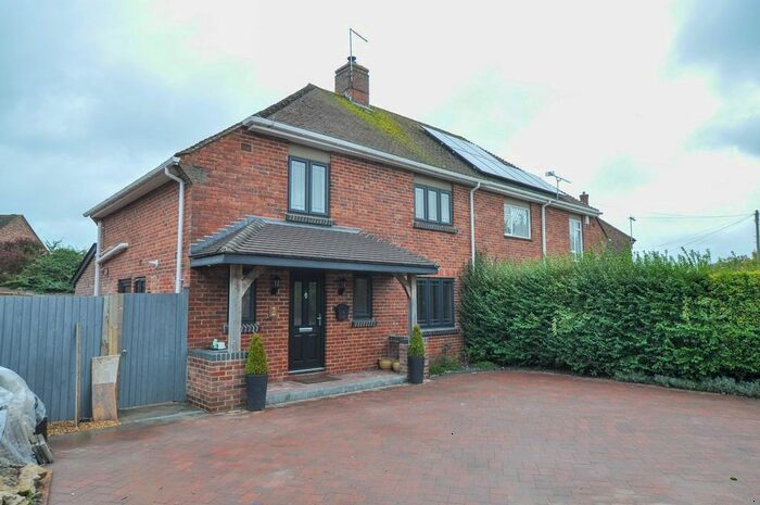 4 Bedroom Detached House To Rent In Churchill Road, Wimborne, BH21