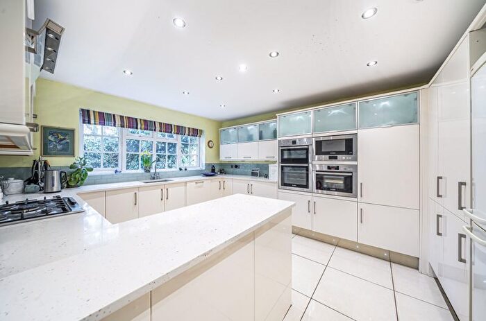 4 Bedroom Detached House For Sale In The Street, Ash, Canterbury, CT3