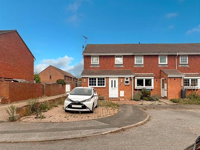3 Bedroom End Of Terrace House For Sale In Douglas Close, Ford, Arundel, BN18
