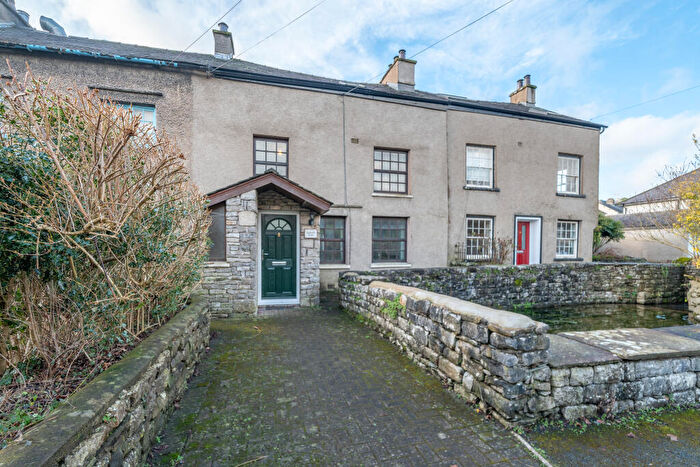 4 Bedroom Terraced House For Sale In Anchorite Fields, Kendal, Cumbria, LA9
