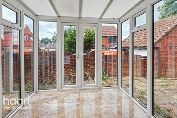 3 Bedroom Detached House For Sale In Bulrush Close, Chatham, ME5