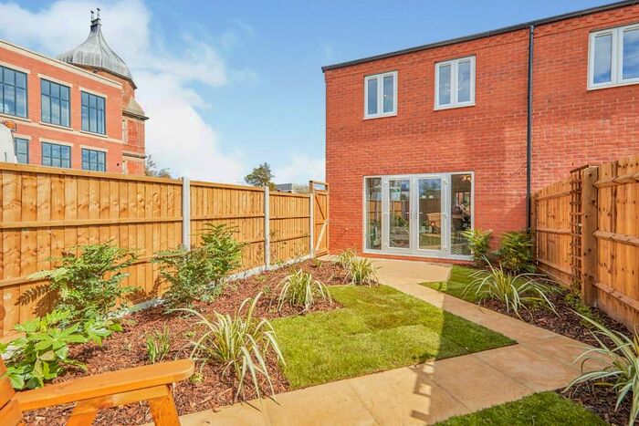 3 Bedroom Terraced House To Rent In Saxelbye Avenue, Derby, DE1