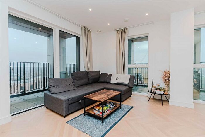 2 Bedroom Apartment For Sale In Pegler Square, Blackheath, SE3