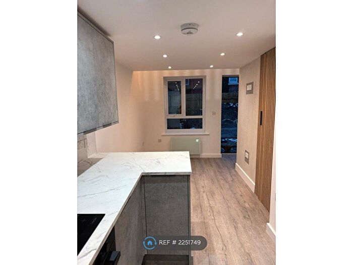 1 Bedroom Maisonette To Rent In Kensington Road, Liverpool, L7