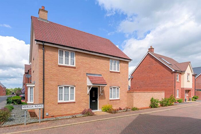 3 Bedroom Detached House For Sale In Mercia Road, Desborough, Kettering, NN14