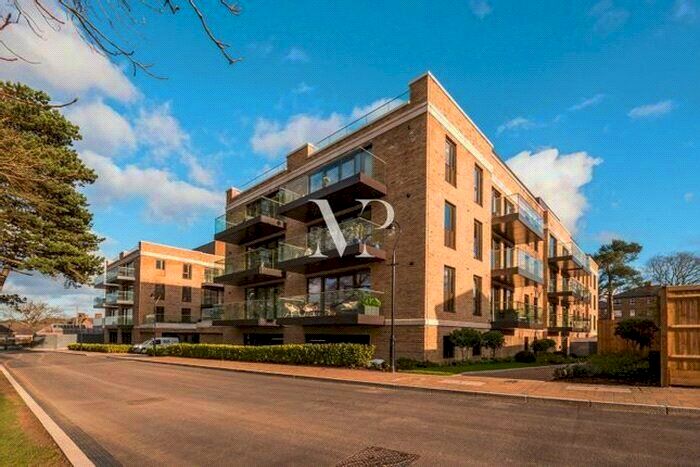 3 Bedroom Flat To Rent In Lyon House, 1 Chaplin Drive, Barnet EN4