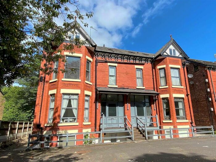 2 Bedroom Flat To Rent In Palatine Road, West Didsbury, M20
