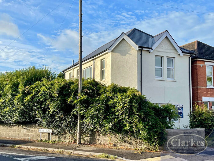 6 Bedroom Detached House To Rent In Edgehill Rd, Bournemouth, BH9