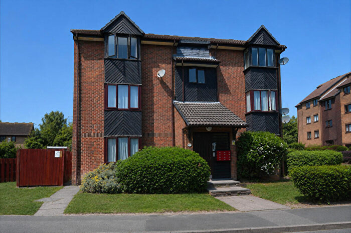 Studio To Rent In Adams Way, Croydon, CR0