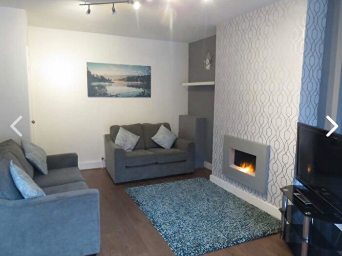 2 Bedroom Terraced House To Rent In Argie Road, Leeds, West Yorkshire, LS4