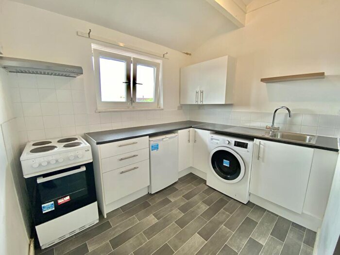 1 Bedroom Flat To Rent In Bushfield Court, Orton Goldhay, PE2