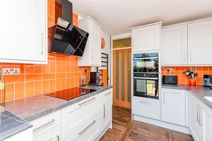 3 Bedroom Semi-Detached Bungalow For Sale In Harold Road, Dartford, Kent, DA2