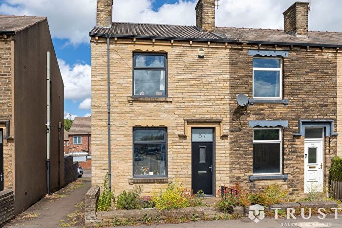 2 Bedroom Terraced House For Sale In St. Peg Lane, Cleckheaton, BD19