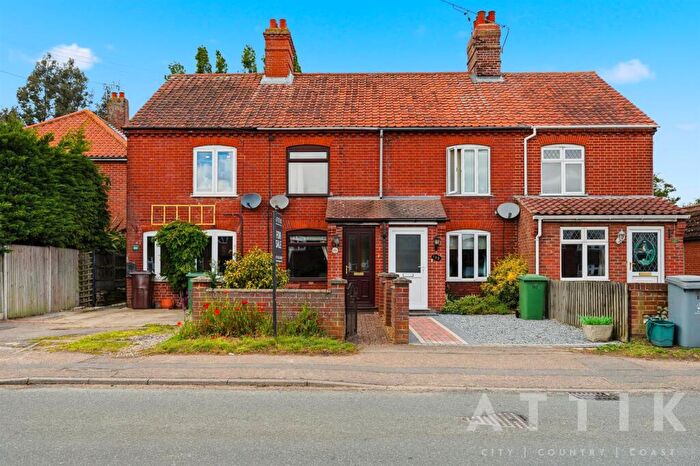 3 Bedroom Terraced House For Sale In Middletons Lane, Hellesdon, Norwich, NR6