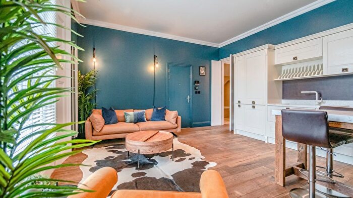 2 Bedroom Flat To Rent In Bartholomew Road, Kentish Town, NW5