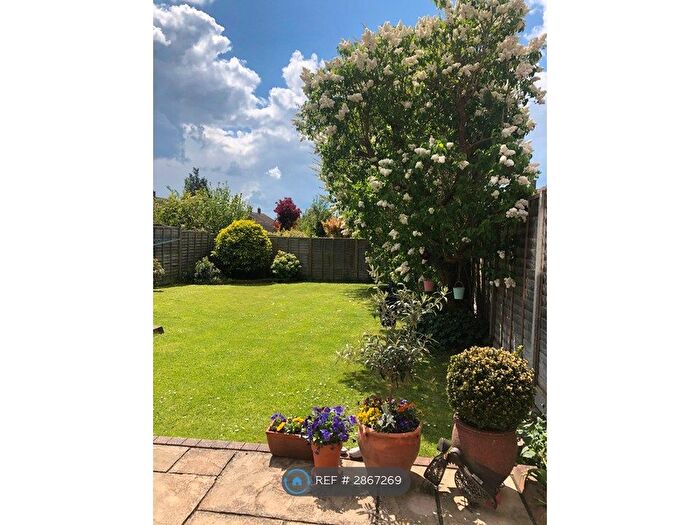 3 Bedroom Semi Detached House To Rent In Chartfield Road, Cambridge, CB1