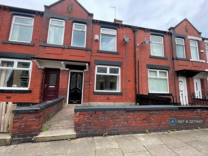 3 Bedroom Terraced House To Rent In Woodstock Street, Rochdale, OL12