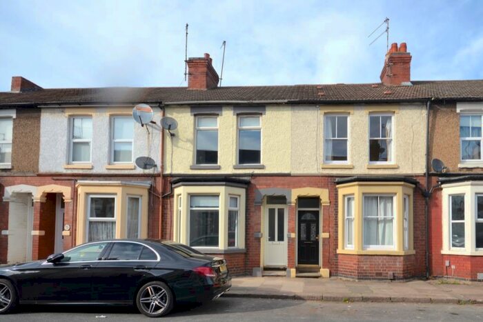 4 Bedroom House To Rent In Southampton Road, Northampton, NN4