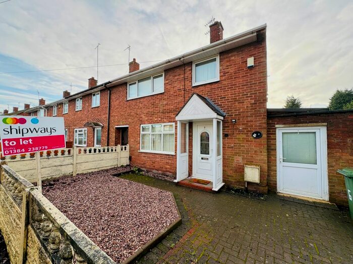 4 Bedroom Property To Rent In Littleton Road, Willenhall, WV12