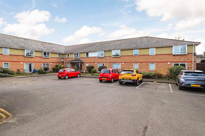 1 Bedroom Retirement Property For Sale In Mill Road, Cambridge, CB1