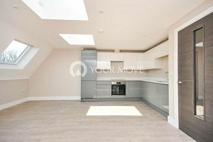 1 Bedroom Flat To Rent In Chislehurst Road, Chislehurst, BR7