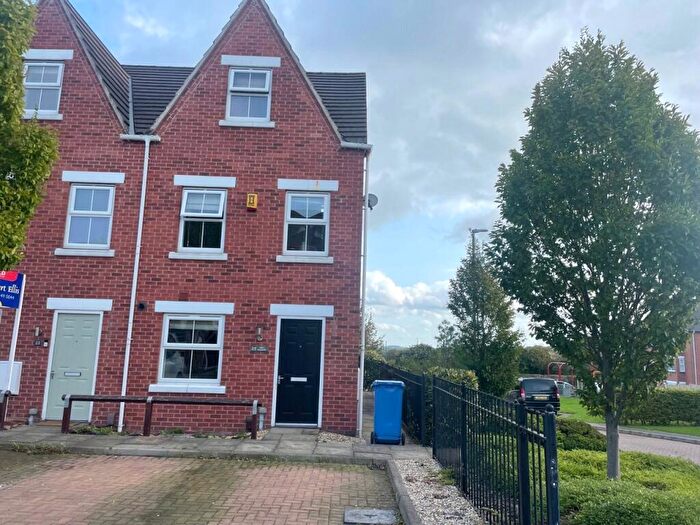 3 Bedroom End Of Terrace House To Rent In Grey Meadow Road, Ilkeston, Derbyshire, DE7