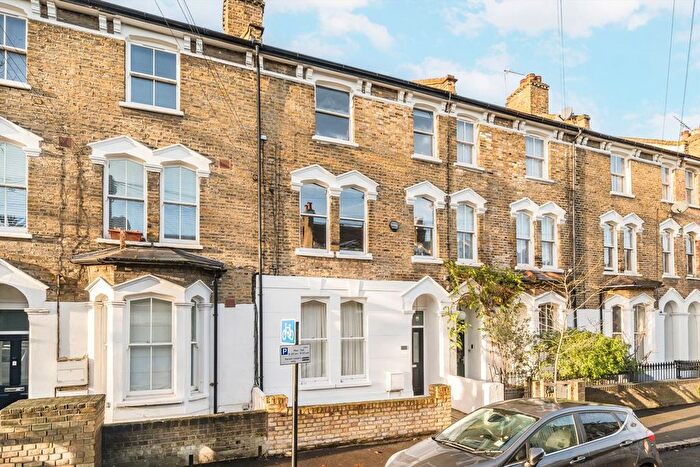 4 Bedroom Terraced House For Sale In Dalyell Road, Stockwell, SW9