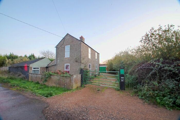 Detached House For Sale In New Road, Whittlesey, PE7
