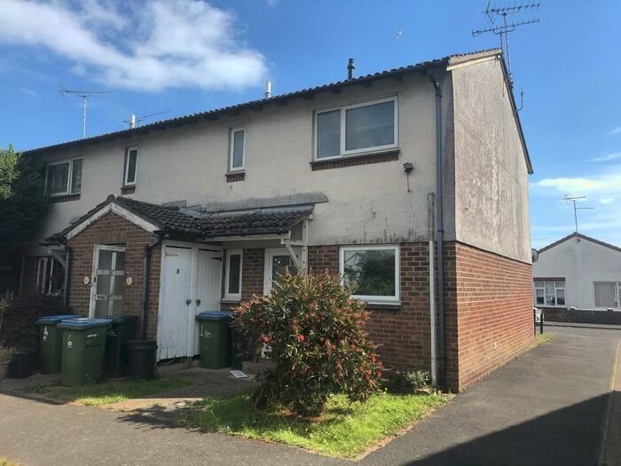 1 Bedroom Ground Flat To Rent In Armada Way, Littlehampton, BN17