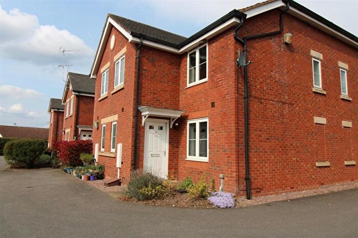 2 Bedroom Detached House To Rent In Stavely Way, Gamston, Nottingham, Nottinghamshire, NG2
