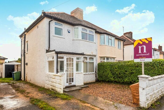 3 Bedroom Semi-Detached House To Rent In Phipps Road, Cowley, Oxford OX4