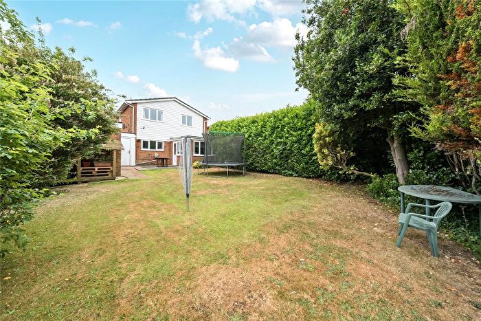 4 Bedroom Country House For Sale In Shipfield Close, Tatsfield, Westerham, Surrey, TN16