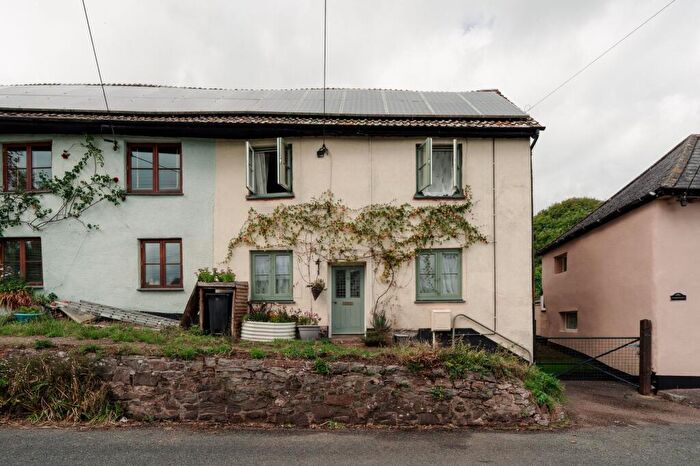 2 Bedroom Semi Detached House For Sale In West End Road, Bradninch, EX5