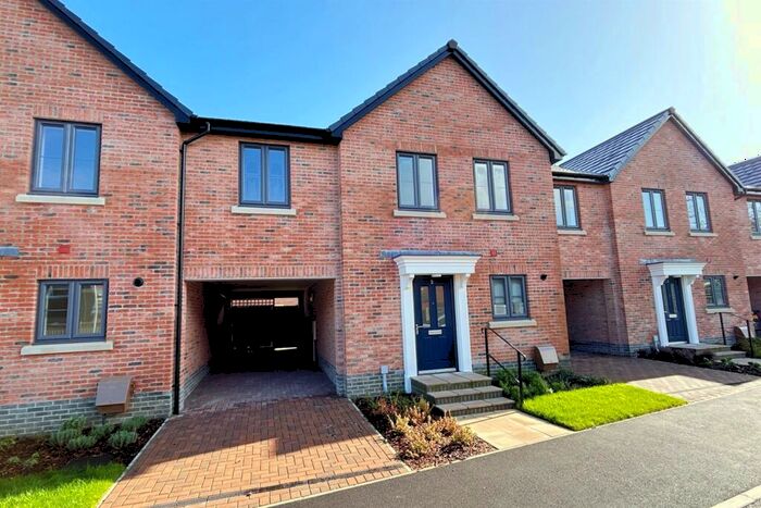 4 Bedroom Terraced House To Rent In Wimborne, BH21