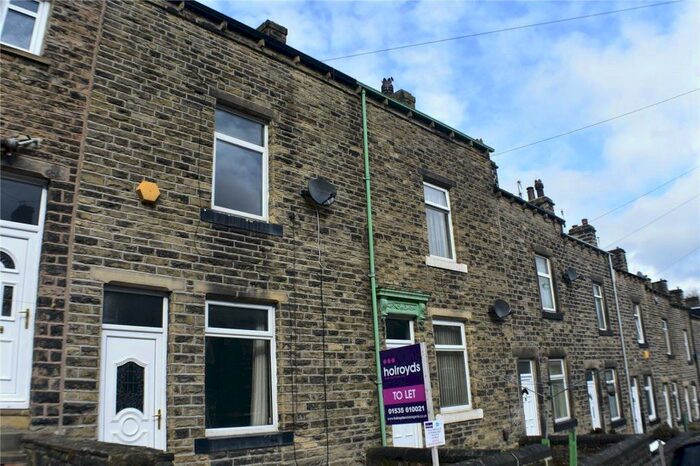 3 Bedroom Property To Rent In Keighley, West Yorkshire, BD20